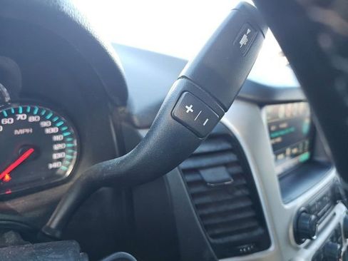 Used 2019 GMC Yukon XL SLE image 48