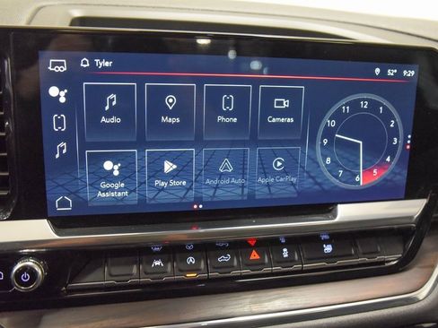 Used 2022 GMC Sierra 1500 SLT w/ SLT Convenience Package image 19