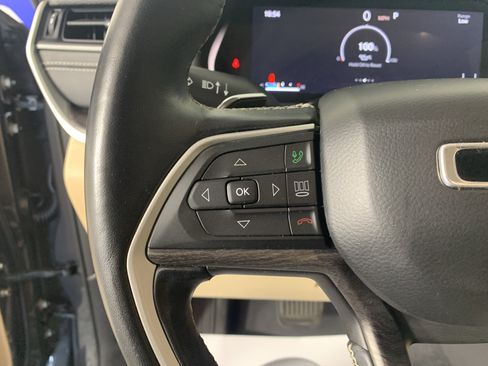 Used 2021 Jeep Grand Cherokee L Limited RWD image 18