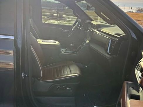 Used 2022 GMC Sierra 1500 Denali Ultimate image 8