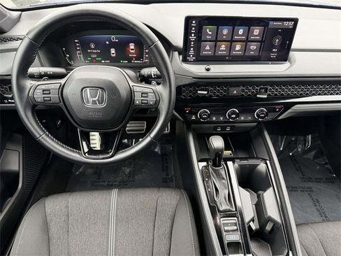 Used 2025 Honda Accord Sport image 13