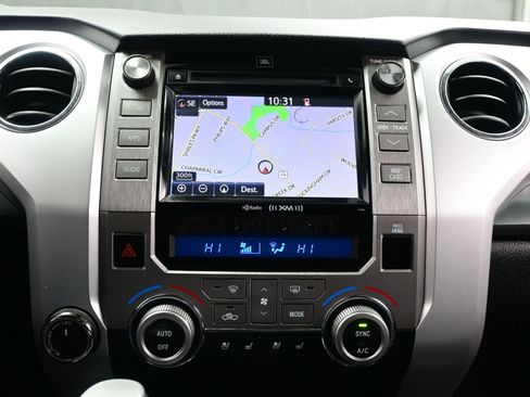 Used 2019 Toyota Tundra Platinum image 17