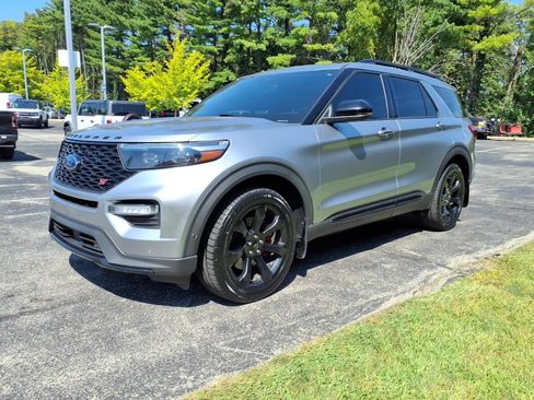Used 2020 Ford Explorer ST w/ ST Street Pack AWD/4WD image 5