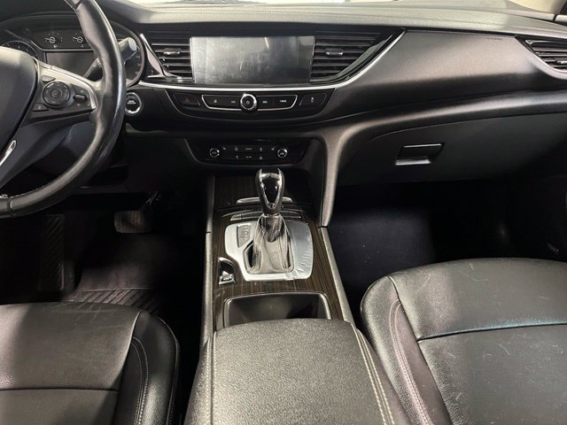 Used 2018 Buick Regal Essence w/ Sights and Sounds Package AWD/4WD image 21