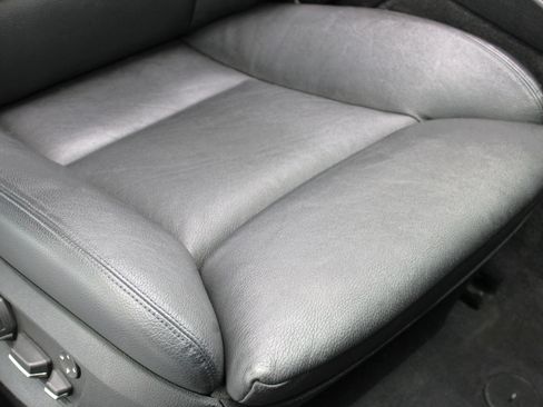 Used 2011 BMW 528i Sedan image 50