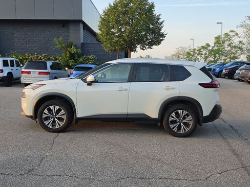 Used 2023 Nissan Rogue SV w/ SV Premium B Package AWD/4WD image 4