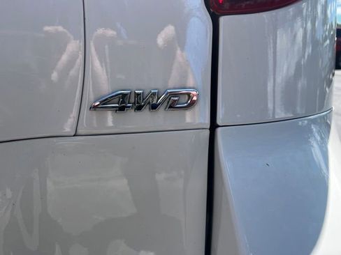 Used 2010 Toyota RAV4 4WD image 9