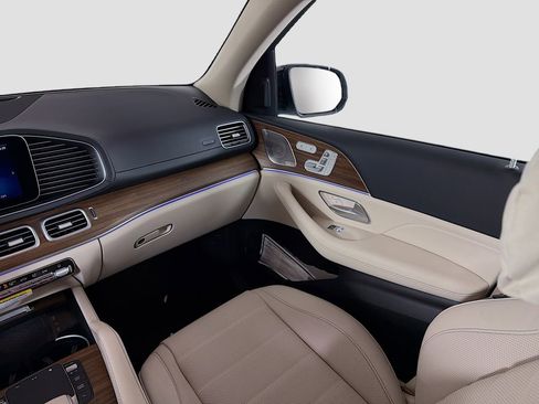 New 2026 Mercedes-Benz GLS 450 4MATIC image 27