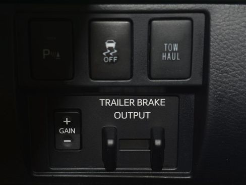 Used 2019 Toyota Tundra SR5 w/ TRD Sport Package AWD/4WD image 16