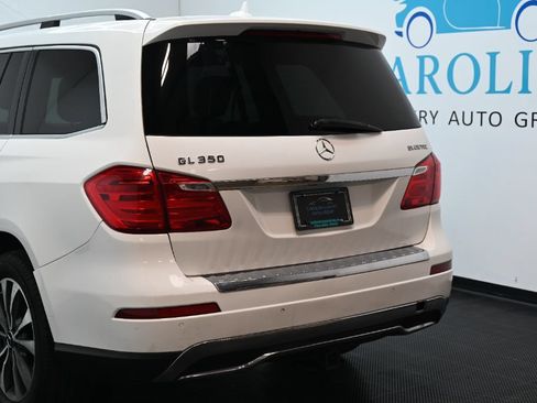Used 2016 Mercedes-Benz GL 320 BlueTEC 4MATIC w/ Premium I Package image 14