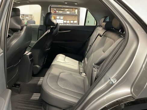 New 2026 Kia Niro SX Touring image 19