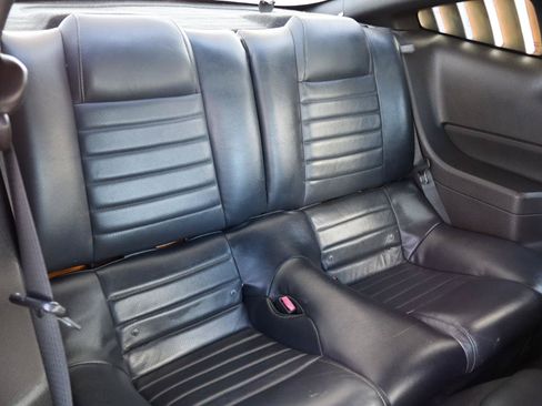 Used 2007 Ford Mustang GT RWD image 16