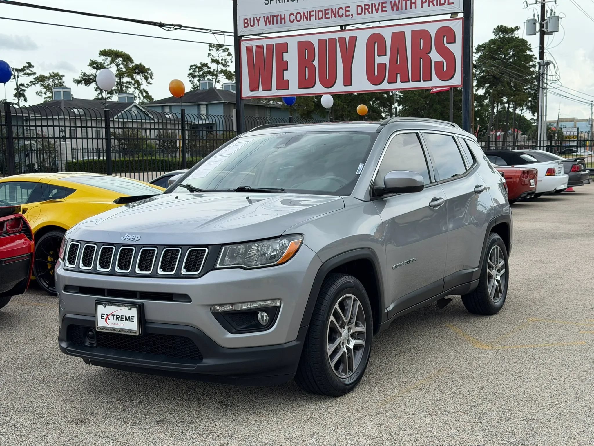 Used 2020 Jeep Compass Latitude FWD image 4