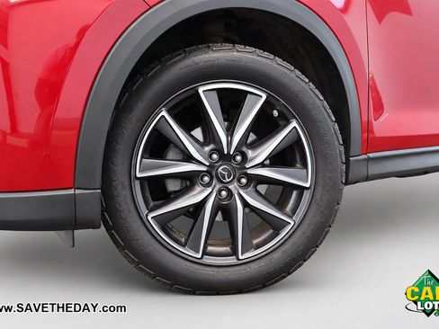 Used 2018 MAZDA CX-5 Touring w/ Preferred Equipment Package AWD/4WD image 3