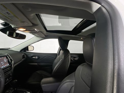 Used 2022 Jeep Cherokee Limited image 21