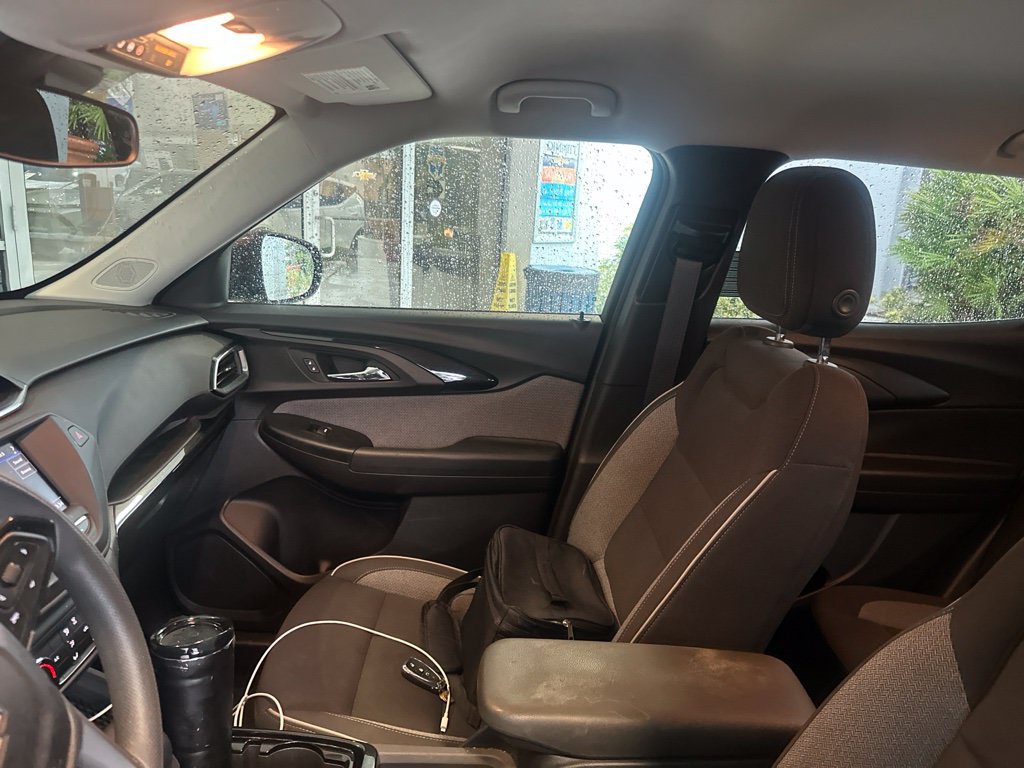Used 2023 Chevrolet TrailBlazer LT FWD image 6