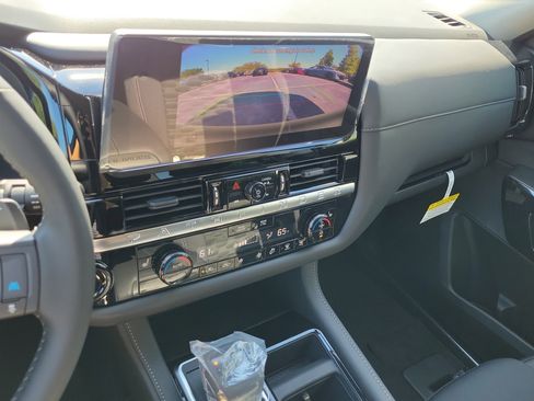 New 2026 Nissan Pathfinder SV FWD image 14