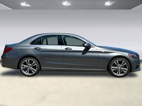 Used 2017 Mercedes-Benz C 300 Sedan image 8