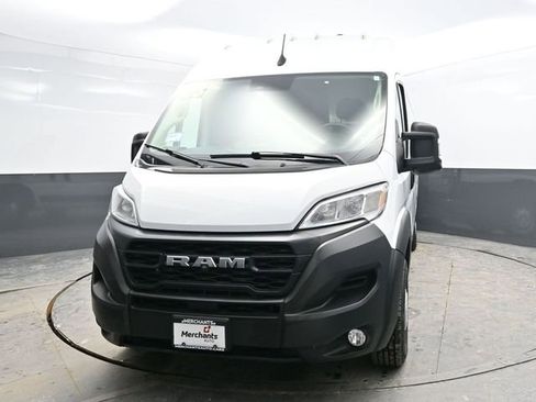 Used 2023 RAM ProMaster 3500 w/ Driver Convenience Group FWD image 2