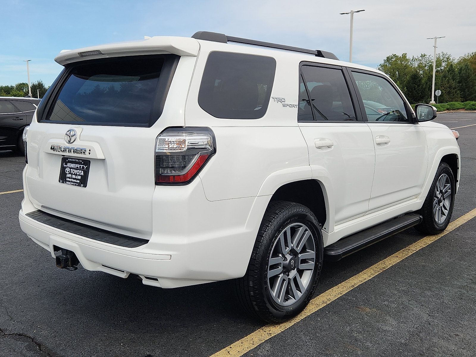 Used 2023 Toyota 4Runner TRD Sport AWD/4WD image 7