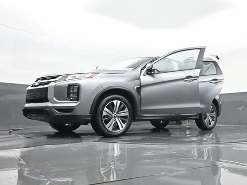 Used 2024 Mitsubishi Outlander Sport ES AWD/4WD image 32