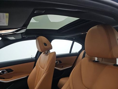 Used 2025 BMW 330i xDrive Sedan image 13