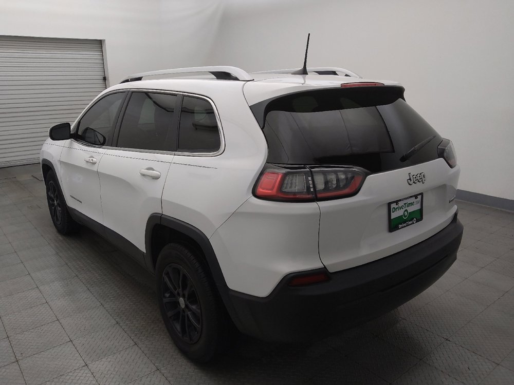 Used 2019 Jeep Cherokee Latitude Plus w/ Comfort/Convenience Group FWD image 5