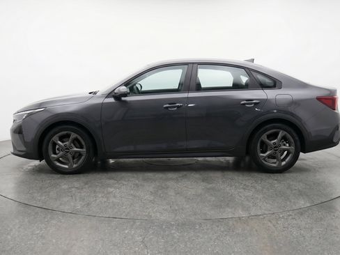 Used 2025 Kia K4 FWD image 5
