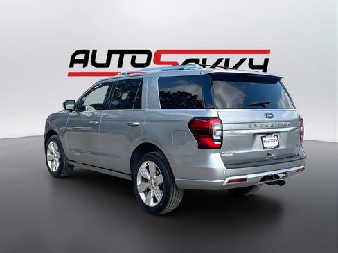 Used 2023 Ford Expedition Platinum RWD image 5