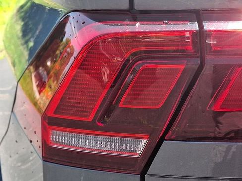 Used 2022 Volkswagen Tiguan S AWD/4WD image 10