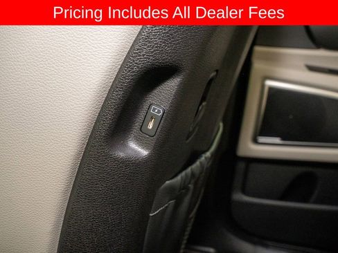 Used 2025 Kia Telluride EX FWD image 8