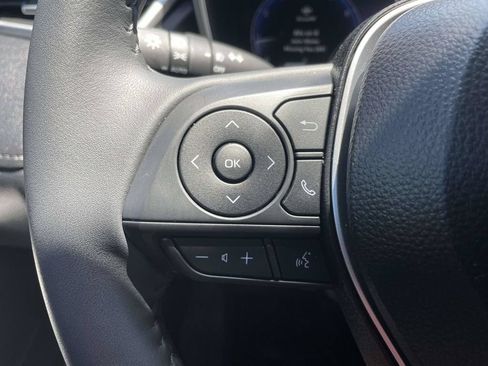 Used 2026 Toyota Corolla Cross XLE FWD image 26