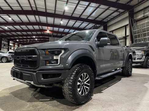 Used 2020 Ford F150 Raptor w/ Equipment Group 802A Luxury image 8