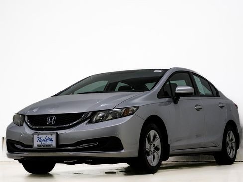 Used 2014 Honda Civic LX image 3