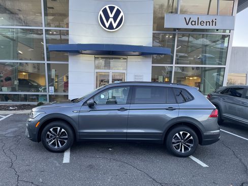 Certified 2024 Volkswagen Tiguan S AWD/4WD image 4