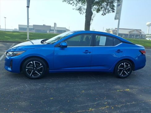 Used 2024 Nissan Sentra SV FWD image 4