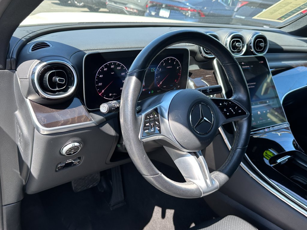 Used 2024 Mercedes-Benz GLC 300 image 22