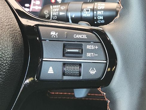 Used 2026 Honda Pilot Sport image 27