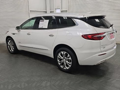 Used 2020 Buick Enclave Avenir w/ Avenir Technology Package FWD image 6