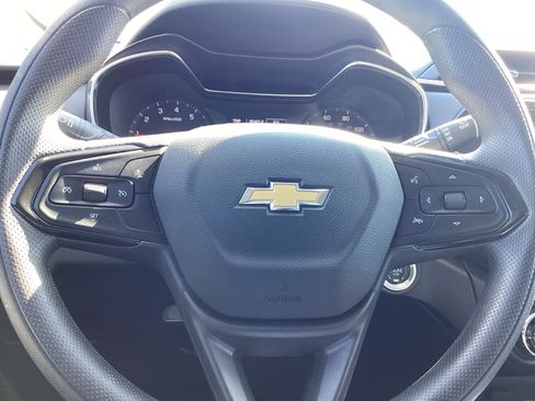 Used 2023 Chevrolet TrailBlazer LT w/ Convenience Package image 9