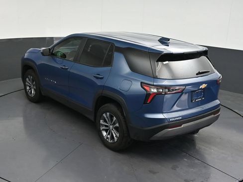 Used 2025 Chevrolet Equinox LT w/ Safety and Technology Package FWD image 18