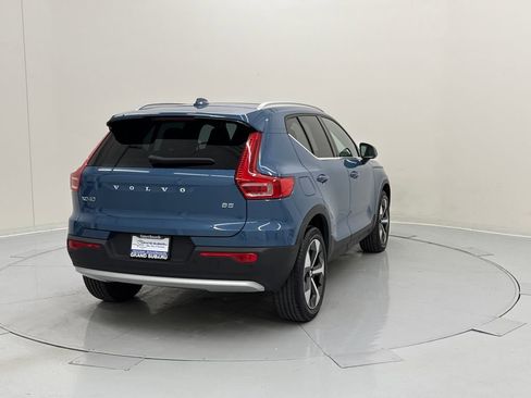Used 2023 Volvo XC40 B5 Plus w/ Driver Assist Package image 6
