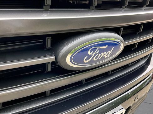 Used 2022 Ford F150 Lariat w/ Equipment Group 502A High AWD/4WD image 28