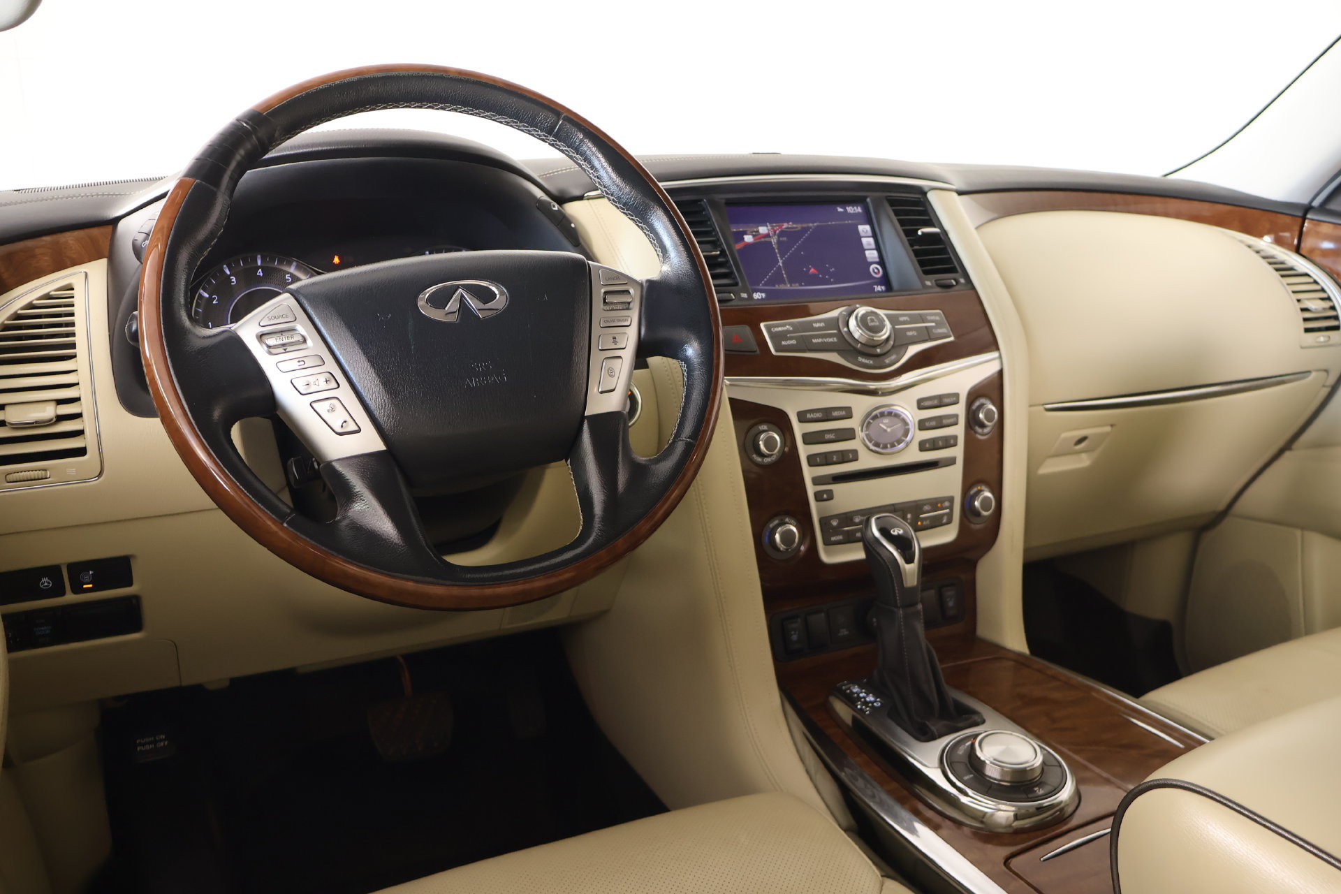Used 2019 INFINITI QX80 Luxe w/ 22" Wheel Package AWD/4WD image 2