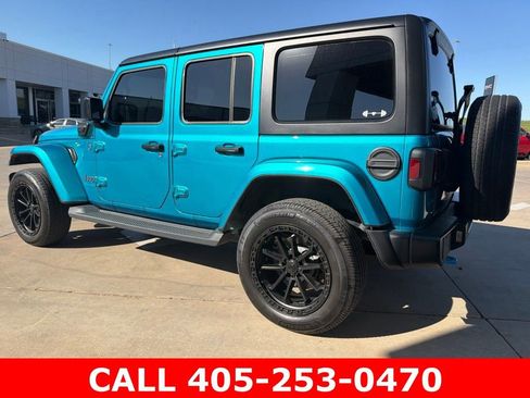 Used 2024 Jeep Wrangler Unlimited w/ Convenience Group AWD/4WD image 20
