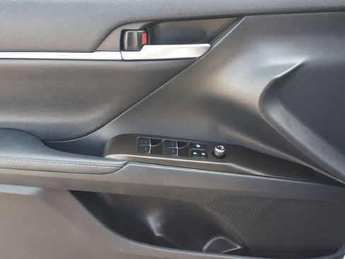 Used 2023 Toyota Camry XSE image 27