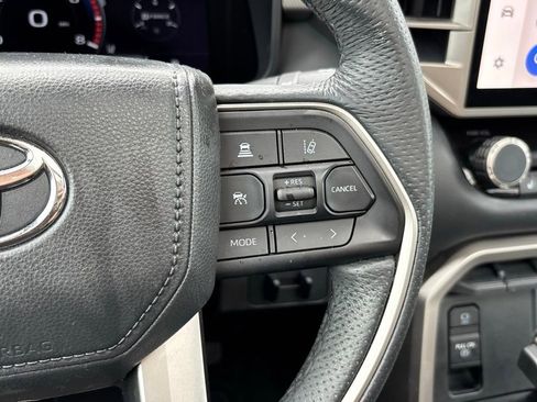 Used 2025 Toyota Tundra Limited w/ Power Package AWD/4WD image 19