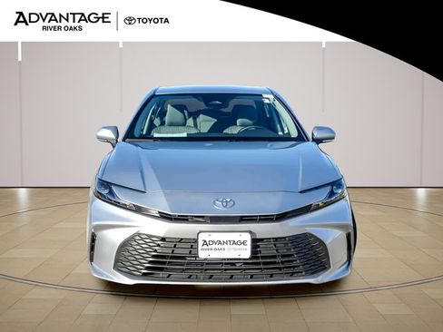 Used 2026 Toyota Camry LE w/ Convenience Package AWD/4WD image 3