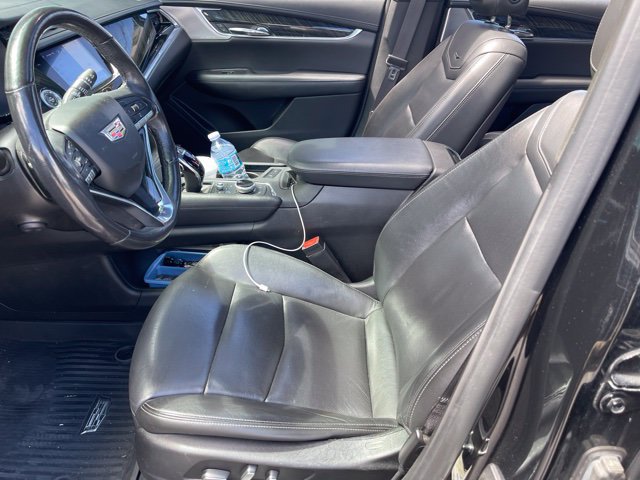 Used 2020 Cadillac XT6 Premium Luxury FWD image 5
