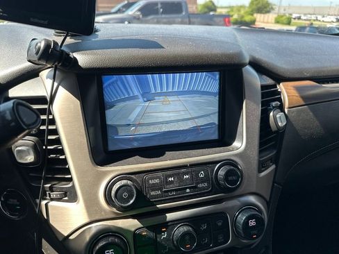 Used 2020 GMC Yukon XL Denali w/ Denali Ultimate Package AWD/4WD image 8